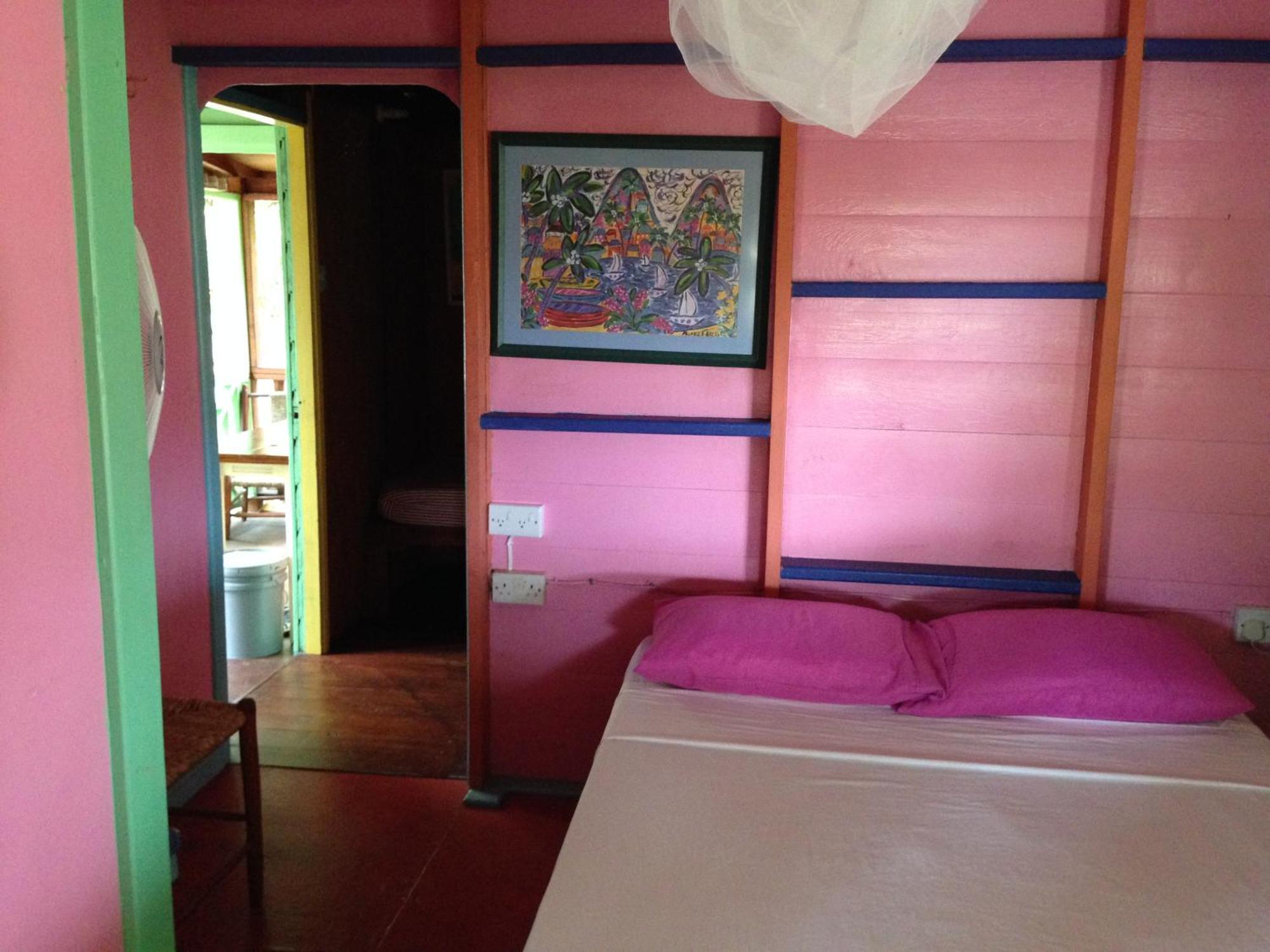 Italian Guesthouse Gros Islet Eksteriør billede