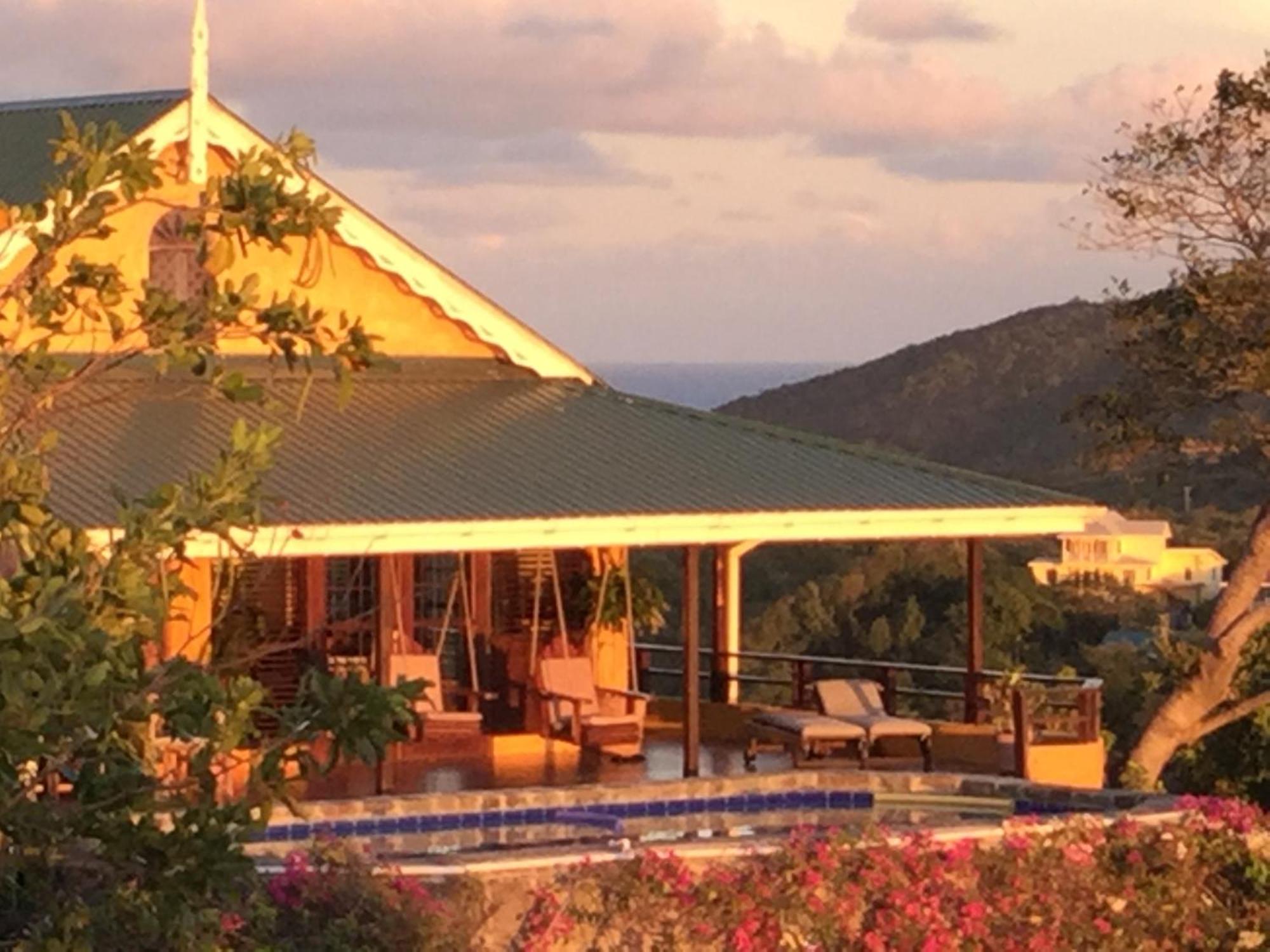Italian Guesthouse Gros Islet Eksteriør billede