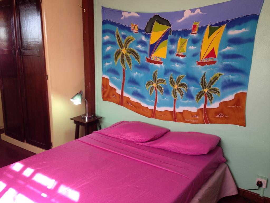 Italian Guesthouse Gros Islet Eksteriør billede