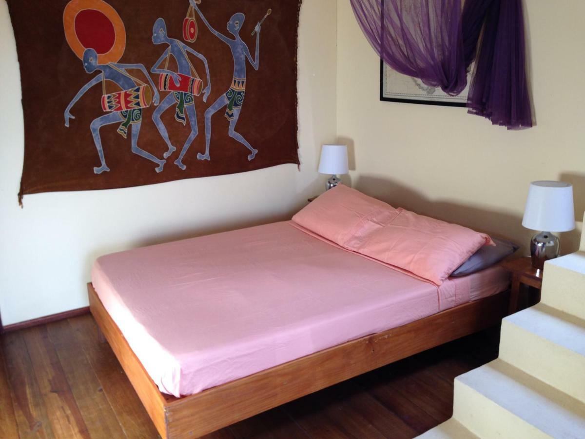Italian Guesthouse Gros Islet Eksteriør billede